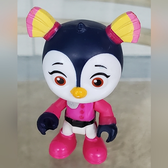 Hasbro Top Wing Vehicles And Other Figures Lot, 4 Figurines, 2 Vehicles Included - Picture 9 of 14